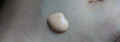 Тональная основа Max Factor Miracle second skin hydrating foundation 01 Fair. Удивительно удачный тон