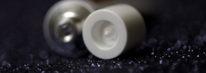 Кремовый хайлайтер Cream Highlighter Ivory Nacreous Glow Levrana Natural