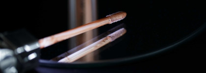 Блеск для губ Karl Lagerfeld & Modelco Lip Lights Gloss Kiss Me Karl