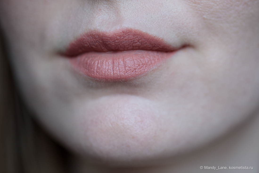 Dior Rouge Matte, неподготовленные губы, тусклое дневное освещение