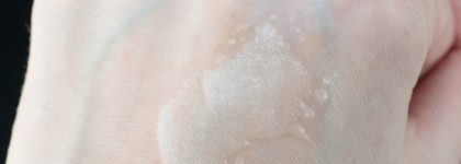 Скраб для кожи головы, гель для умывания и тоник от российского бренда The U