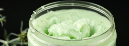 Эффективный и приятный скраб для тела Розмарин и Лайм Hochet Exfoliating Body Polish Energy Power