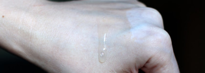 Уход за кожей лица и вокруг глаз с косметикой линейки 89 Mineral от Vichy