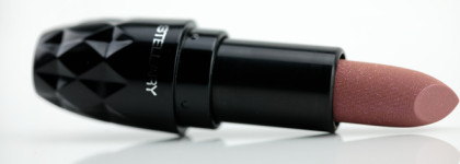 Помада-бальзам для губ Lip Balm из новой коллекции Scorpio от Stellary. Оттенок 01