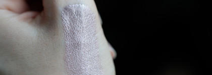 Жидкие сияющие тени для век Aravia Professional Glow Paradise оттенок 02 Antique Taupe