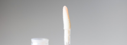 Новые блески для губ из весенней коллекции Golden Lace Lip Gloss от Stellary