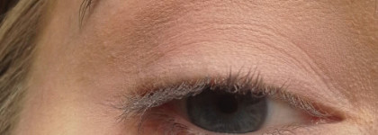 Тени для век NYX в оттенках Lace, S. O. S. и Skinny Dip