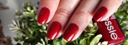 Essie Nail Lacquer Classic collection 55 Топ-класс