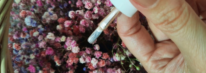 "Чай с плюшками" вместе с Essie Nail Lacquer Classic collection #12 "Tea & crumpets"