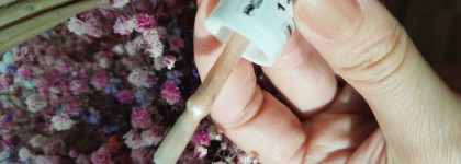 "Чай с плюшками" вместе с Essie Nail Lacquer Classic collection #12 "Tea & crumpets"