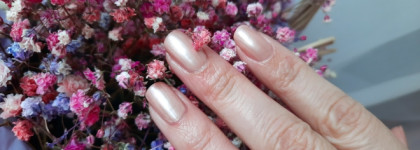 "Чай с плюшками" вместе с Essie Nail Lacquer Classic collection #12 "Tea & crumpets"