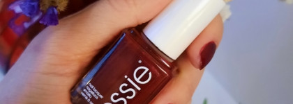 Любимец осени. Essie Nail Lacquer Classic collection #52 "Thigh high"