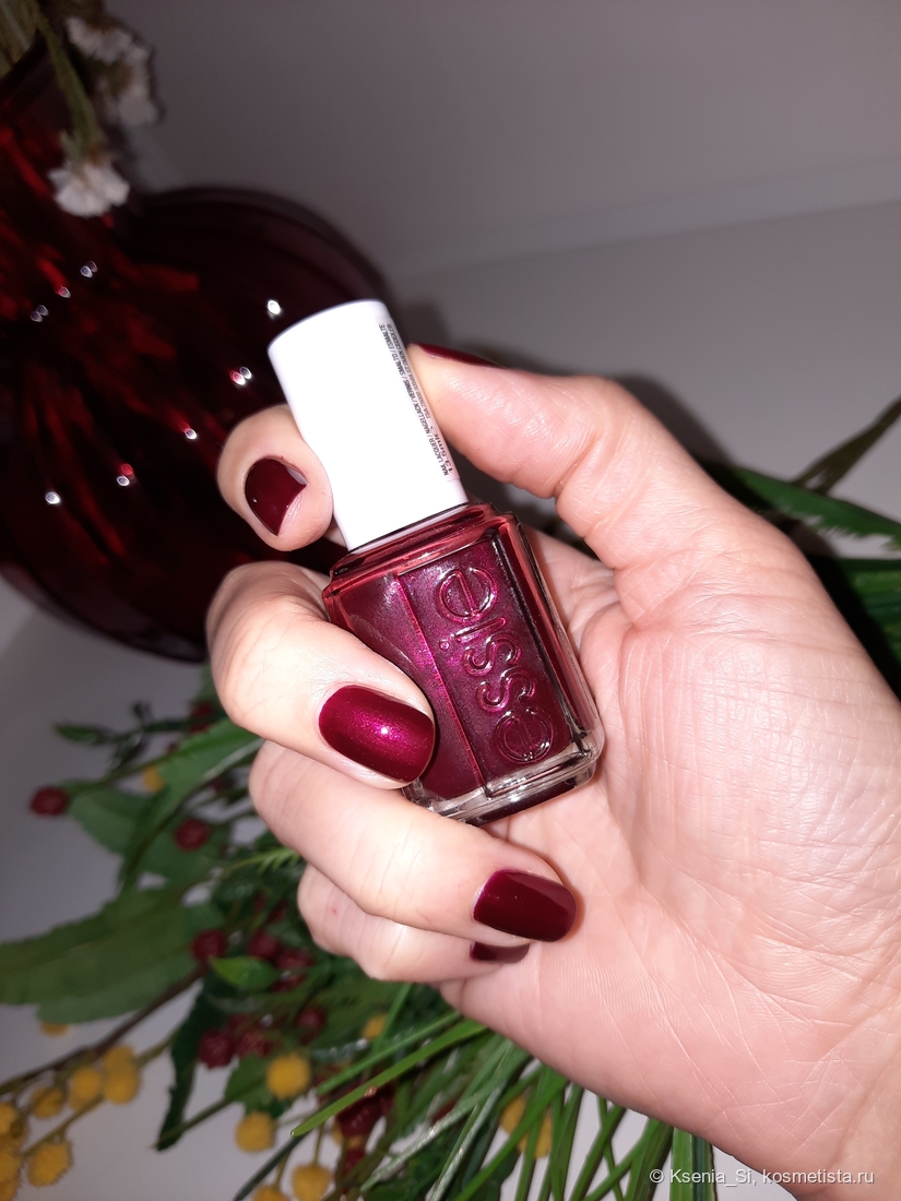 Essie Nail Lacquer Classic collection #52 "Thigh high"