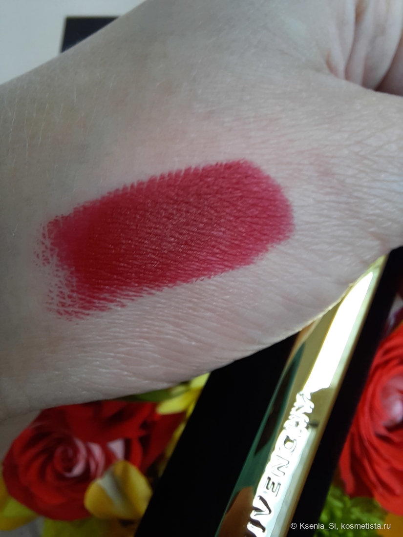 Givenchy Le Rouge Deep Velvet Lipstick Christmas Holiday 2021 #37 Rouge Grainé