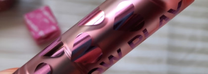 Mac Glow playlip balm Valentine's Day # rose to the occasion