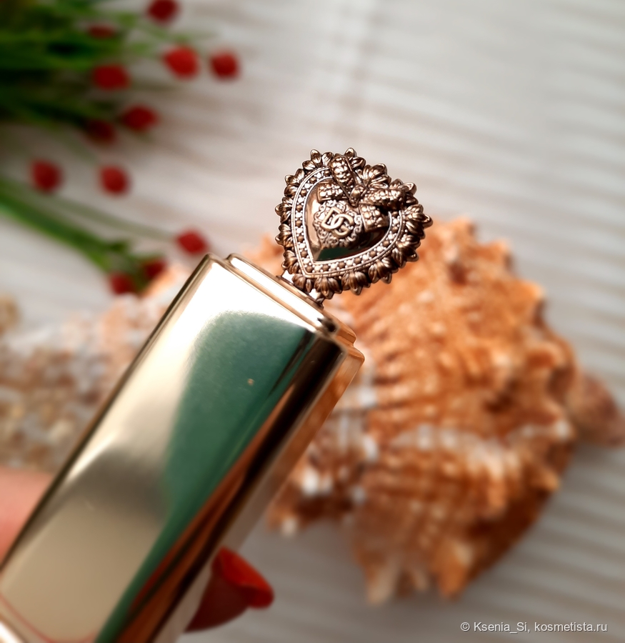 Жидкая помада-мусс Devotion от Dolce & Gabbana в оттенке 405 Devozione