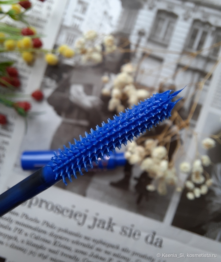Maybelline Lash Sensational Sky High Mascara в оттеноке blue mist