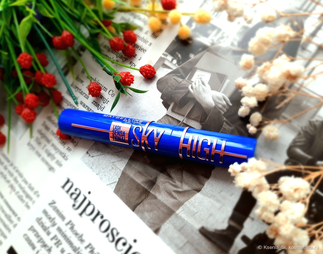 Maybelline Lash Sensational Sky High Mascara в оттеноке blue mist