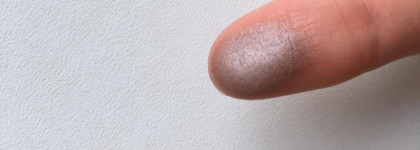 Как я открыла для себя косметику марки H&M часть1 : свотчи и фотографии макияжа