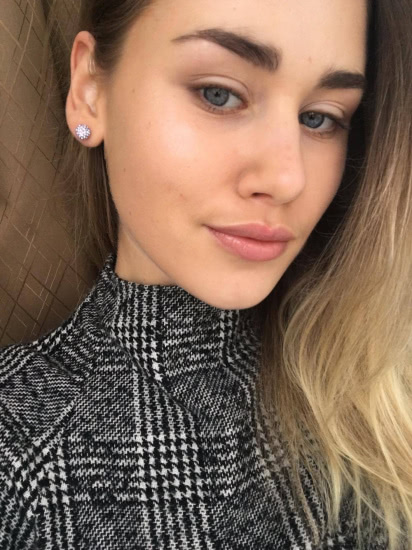 Как я открыла для себя косметику марки H&M часть1 : свотчи и фотографии макияжа
