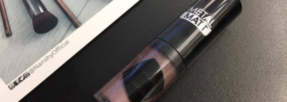 Матовая пудра для губ с металлическим эффектом - Catrice Metal Matt