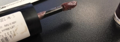 Матовая пудра для губ с металлическим эффектом - Catrice Metal Matt