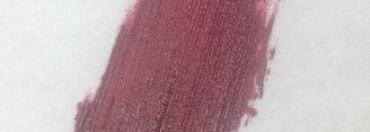 Турецкая стеснительная ягодка Note Mattemoist lipgloss