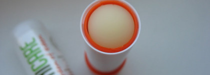 Органический «Райский Пунш» для губ NoniCare Lip balm with UV filter
