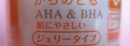 Кожа, как у младенца: Очищающий пилинг-гель с фруктовыми кислотами с эффектом сильного скатывания Meishoku Detclear AHA & BHA Fruits Peeling Jelly