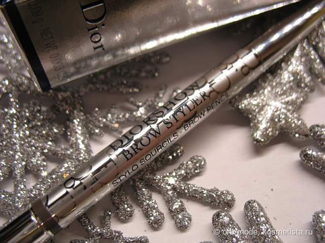 Рисовальных дел мастер: Ультра-тонкий карандаш для бровей Dior Diorshow Brow Styler Ultra-Fine Precision Brow Pencil