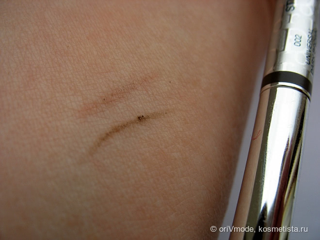 Рисовальных дел мастер: Ультра-тонкий карандаш для бровей Dior Diorshow Brow Styler Ultra-Fine Precision Brow Pencil
