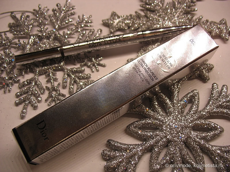Рисовальных дел мастер: Ультра-тонкий карандаш для бровей Dior Diorshow Brow Styler Ultra-Fine Precision Brow Pencil