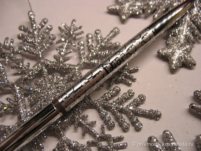 Рисовальных дел мастер: Ультра-тонкий карандаш для бровей Dior Diorshow Brow Styler Ultra-Fine Precision Brow Pencil