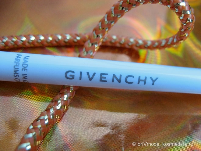 Водостойкий карандаш для глаз Givenchy Khol Couture Waterproof Retractable Eyeliner #07 Light Gold из коллекции Couture Outlines Spring 2018