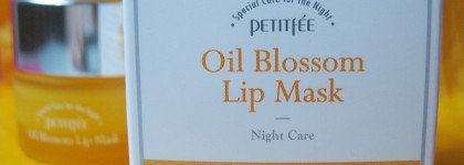 Зимний маст-хэв: Ночные маски для губ Petitfee Oil Blossom Lip Mask с маслом облепихи и с пятью ценными маслами