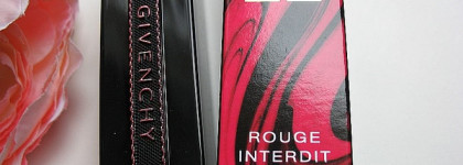 Произведение искусства: «Мраморная» помада для губ Givenchy Rouge Interdit Marbled Lipstick в оттенке #27 Rose Revelateur