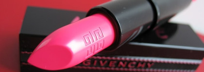 Love is in the air: Givenchy Rouge Interdit Satin Lipstick Valentine’s Day 2019 Edition #22 Infrarose