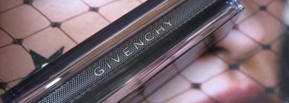 Легенда №16 Givenchy Rouge Interdit Vynyl Noir Revelateur и Оттеночный бальзам-хамелеон для губ The ONE Colour Adapt. Меняющие реальность