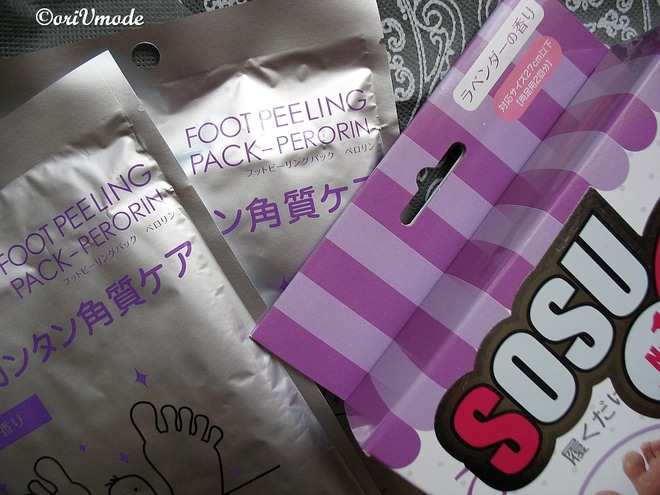 Япония против Кореи: Носочки для педикюра Sosu Foot Peeling Pack-Perorin и Отшелушивающая маска-носки Skinlite Exfoliating Foot Mask