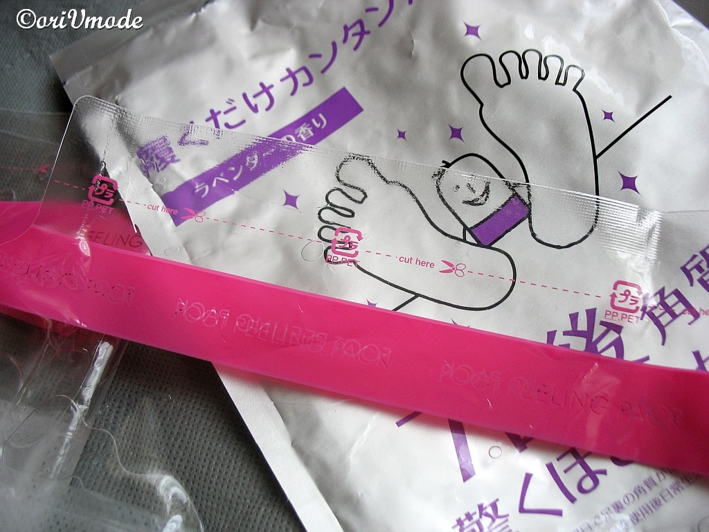Япония против Кореи: Носочки для педикюра Sosu Foot Peeling Pack-Perorin и Отшелушивающая маска-носки Skinlite Exfoliating Foot Mask | Отзывы покупателей | Косметиста