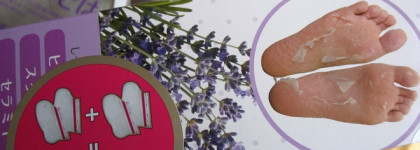 Япония против Кореи: Носочки для педикюра Sosu Foot Peeling Pack-Perorin и Отшелушивающая маска-носки Skinlite Exfoliating Foot Mask