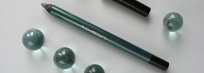 С мечтою о море: Карандаш для глаз Shu Uemura Drawing Pencil в оттенке ME Green 51