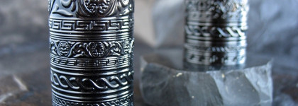 Со щитом или на щите: Помада By Kilian Le Parfum Rouge #100 Heaven Rouge