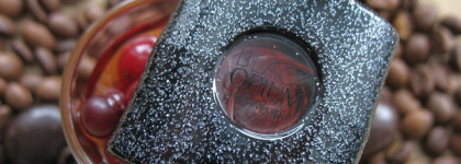 Такие разные кофейные ассоциации: YSL Black Opium edp и Maison Margiela Replica Coffee Break edt