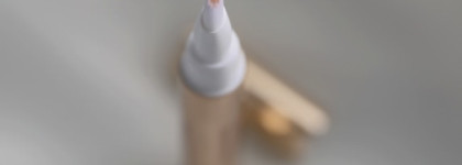 Clarins Eclat Minute Pinceau Perfecteur Instant Light Brush-On Perfector в оттенке 00