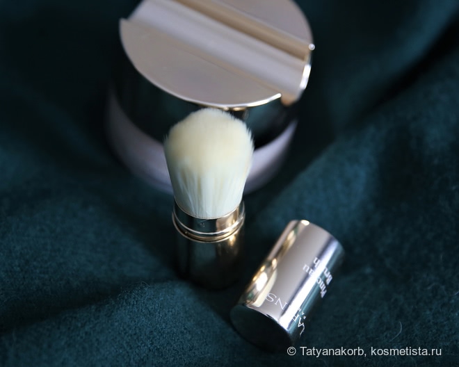 Минеральная рассыпчатая пудра Clarins Skin Illusion