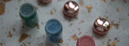 Огонь, вода, трава - Loose Pigment от ColourPop в оттенках The Ram, The Bull, The Water Bearer