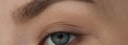 Для тех, кто любит четкость - ультратонкий карандаш для бровей Limoni Super Slim Brow Pencil