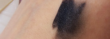 Карандаш для глаз Ив Роше «Интенсивный Цвет» / Yves Rocher Botanical color pencil 01 «Эбеновое дерево»