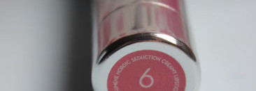 Приятные в пользовании помады Lumene nordic seduction creamy lipstick в оттенках 04 Sunny skies и 06 Beautiful dawn